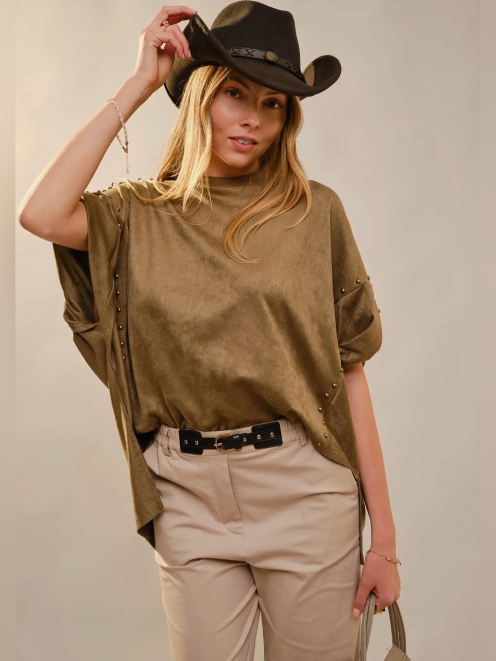Stud-Trim Sleeve Top in Olive Green